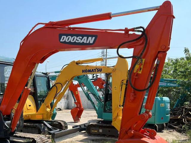 Doosan DX55-9C Excavator Big Arm