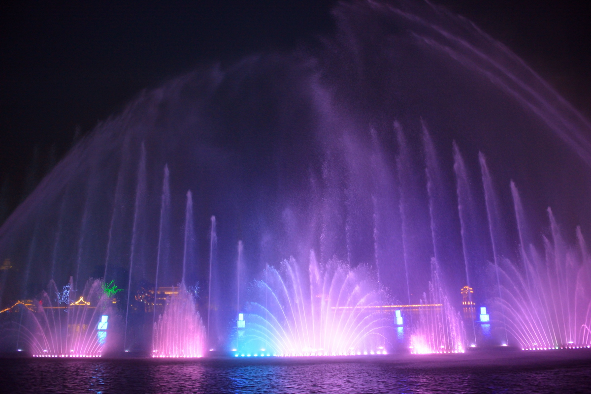 Stainless Steel 304 Floating Water Fountain For Lake
