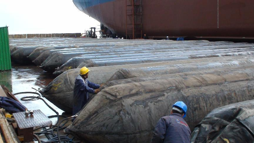 Heavy Duty Ship Launching Airbags 2.0*16M 10 Layers No Air Leakage