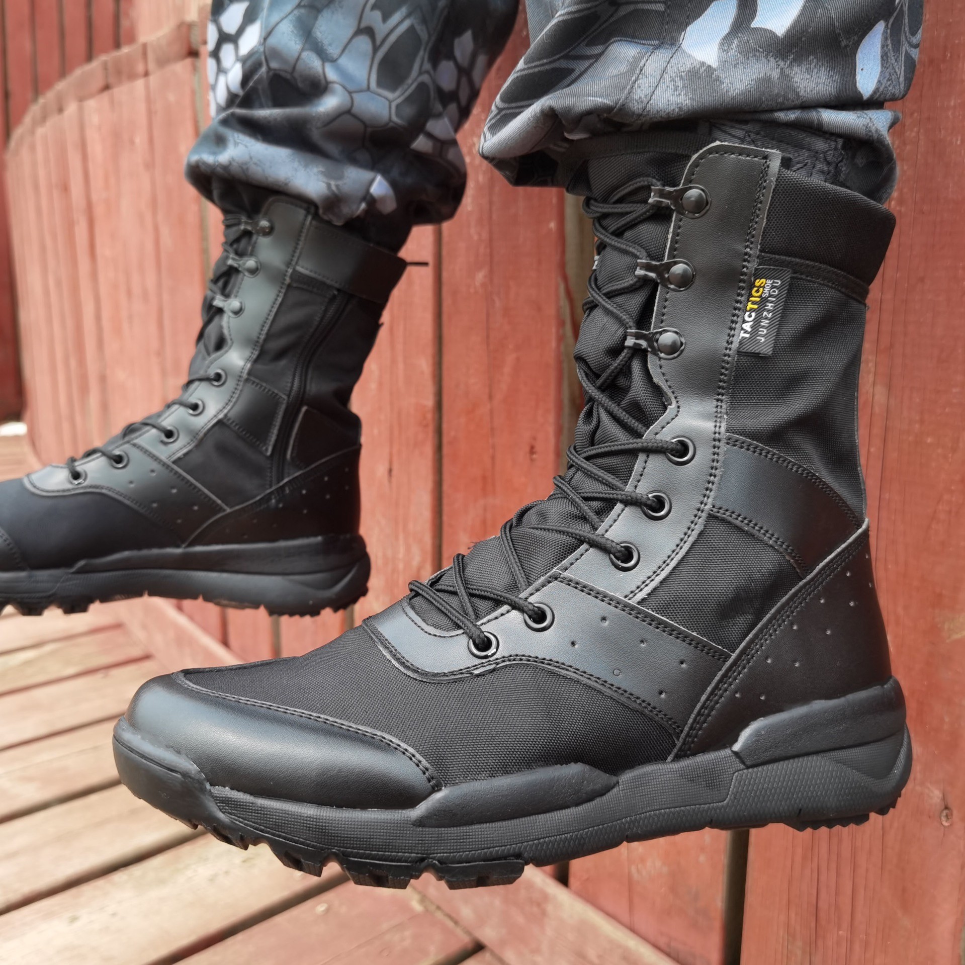 Ultralight Combat Boots Breathable Black Sand-colored High-top Mesh Combat Boots Oversized Boots