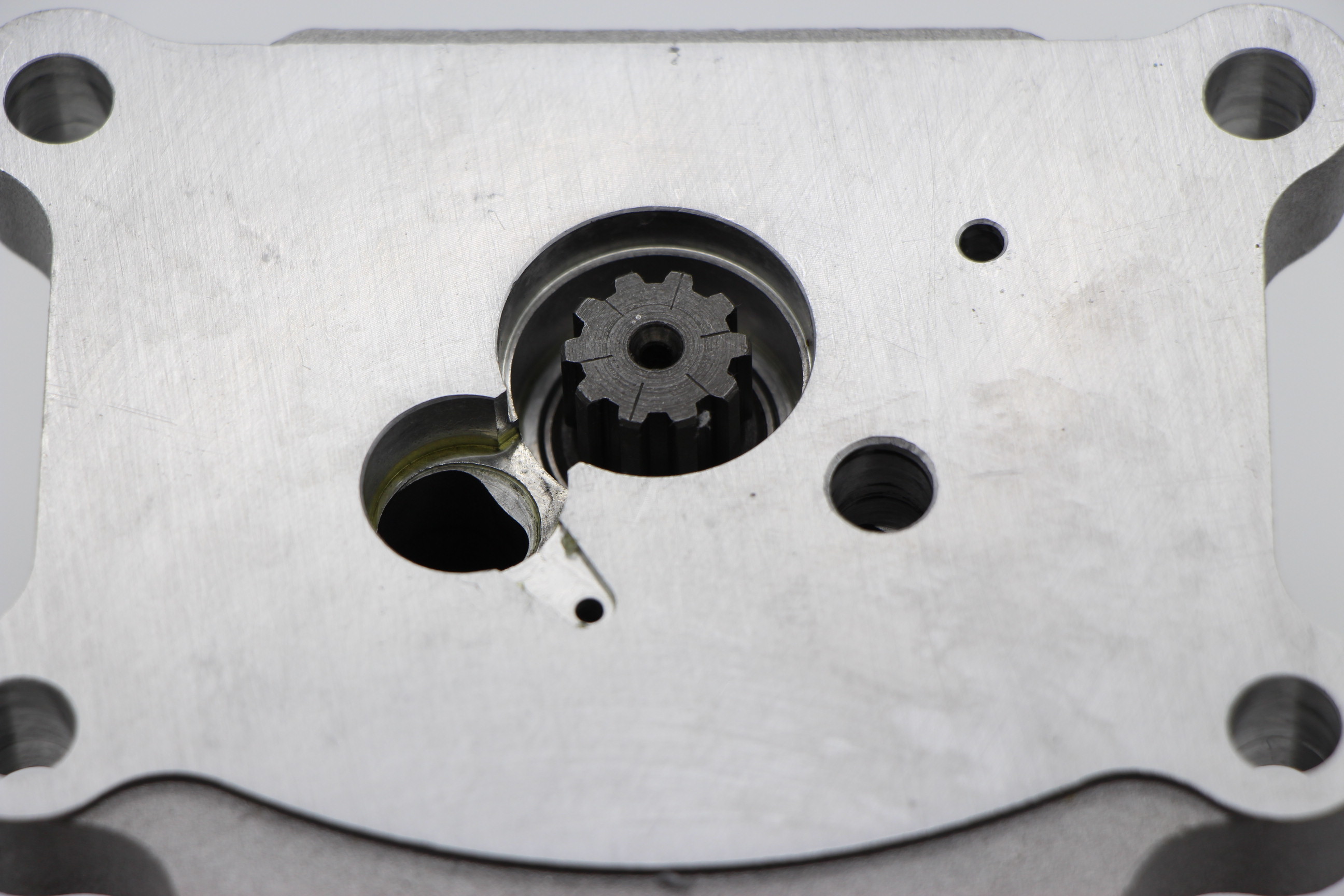 Hot sale good quality PC50MR gear pump pilot pump for PC55 PC56 PC40MR-2 excavator part
