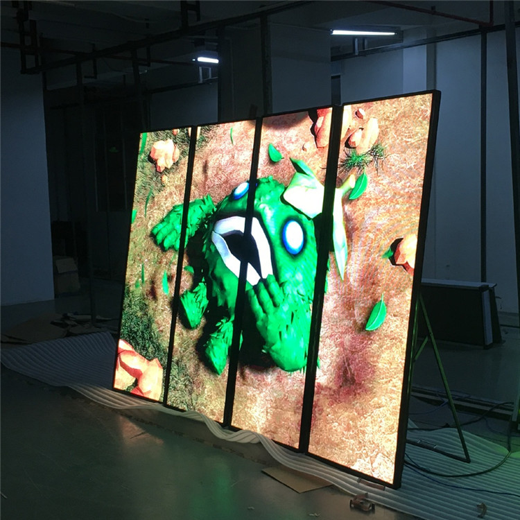 USB/4G/Wifi Control P2.5 Led Panels Indoor Advertising Led Poster