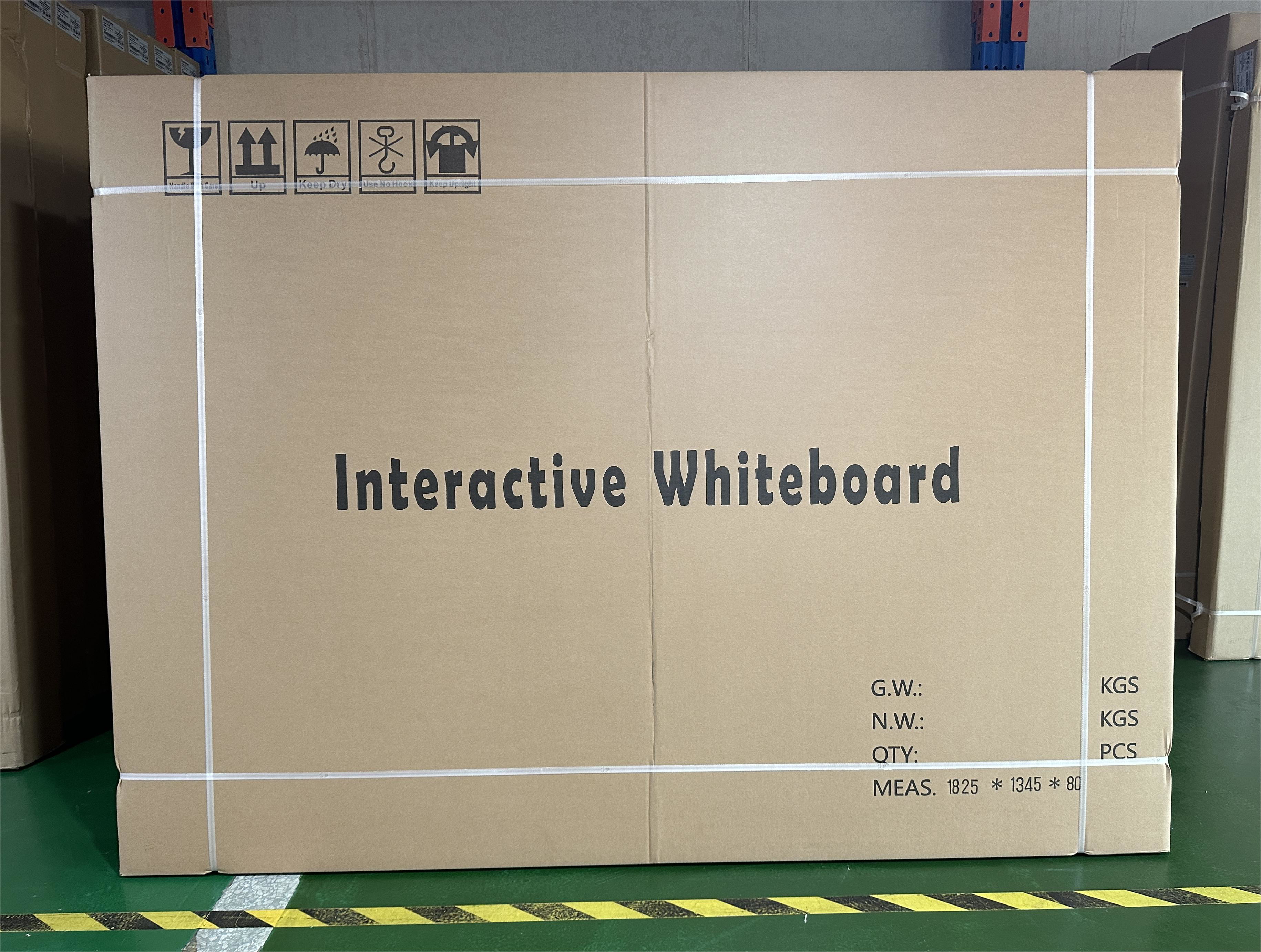 4K Ultra Resolution Interactive Whiteboard with Electromagnetic Touch Technology 1 Packaging 