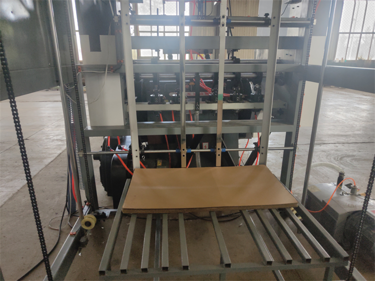 5.5kw Automatic Die Cutting and Creasing Machine for Pizza Box Making