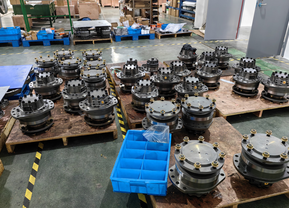 Rexroth MCR MCRE Hydraulic Motor And Repair Kit Stator Rotor Wholesale Retail Motor Assembly And Parts Made In China HCRE05-0-12A-A05-1220-0