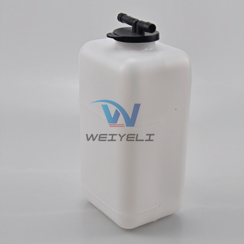 Radiator Overflow Tank Coolant Expansion Bottle For KUBOTA20 Plastic Radiator Overflow Bottle