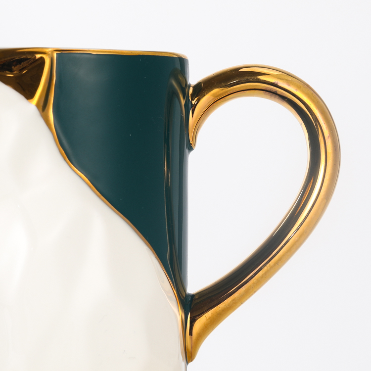 Handmade Ceramic Coffee Cups With Fox Face Pattern 400ml Capacity