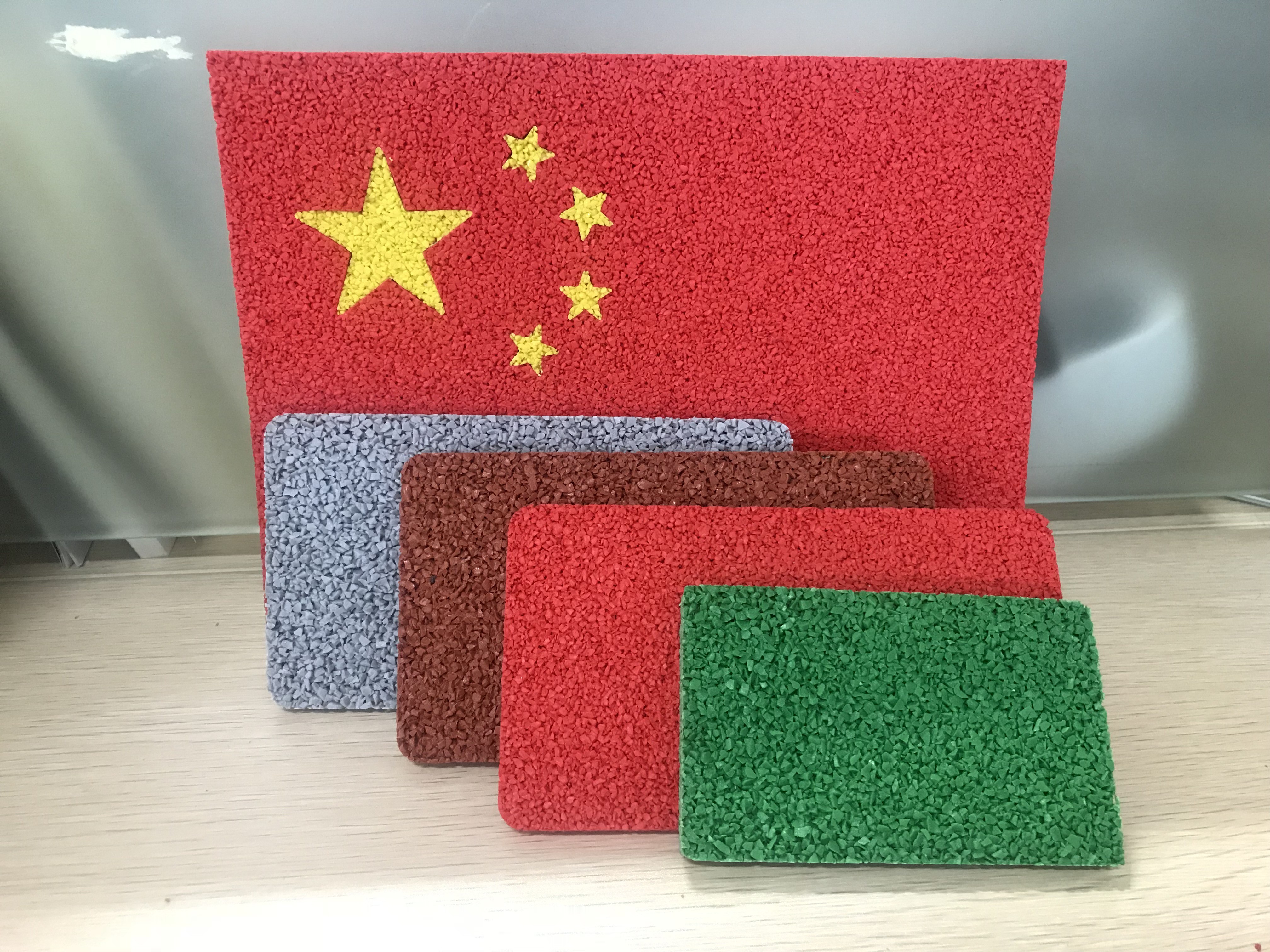 Odourless High Elasticity Recyclable Coloured Rubber Crumb