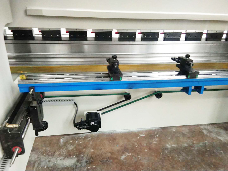Sheet Metal CNC Hydraulic Bending Machine 3200mm 800kn DA41S System Doible Control