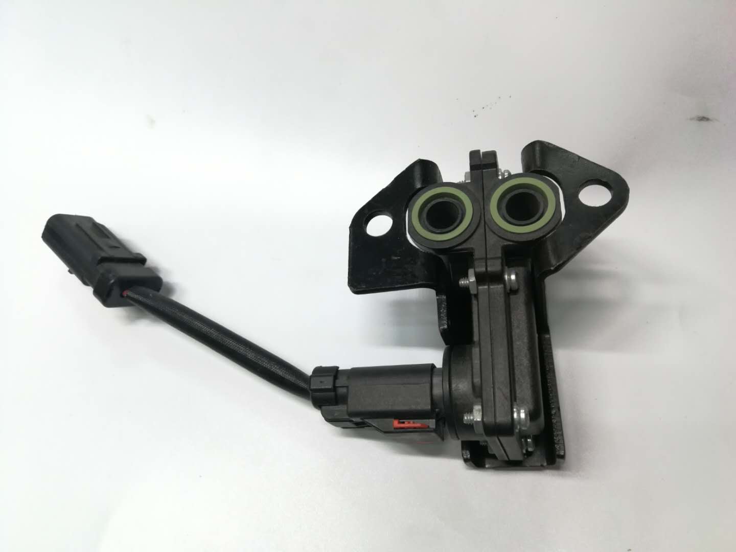 E312D C4.2 C6.4 Inlet Pressure Sensor 266-0136 Top Choice for Construction Machinery