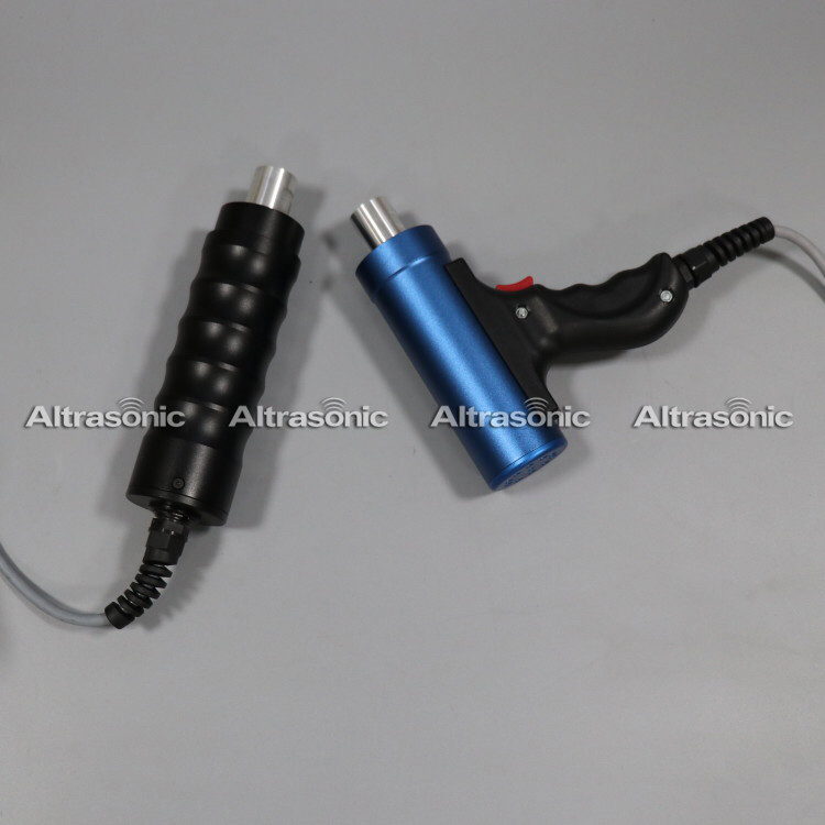 28Khz Ultrasonic Spot Welding Machine / Hand Ultrasonic Riveting Gun with Titanium Alloy Horn Tip