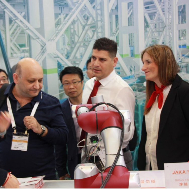 Manipulator Robot Arm JAKA Ai 7 Cobot Robot 6 Axis For Electric Appliance As Palletizing Robot
