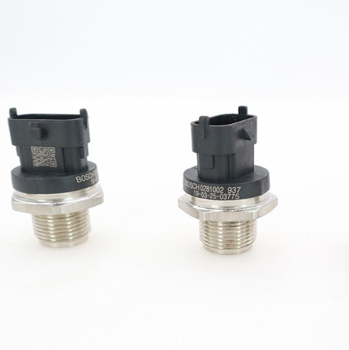 Excavator parts PC200-8 PC300-8 Engine Common Rail Pressure Sensor 6745-71-4320 6754-72-1210
