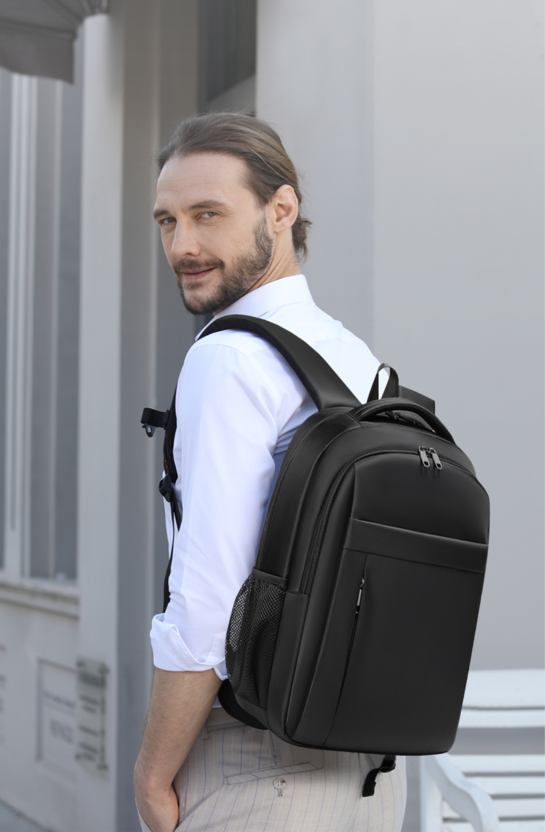High quality new wholesale custom logo oem business men waterproof school bags laptop backpack