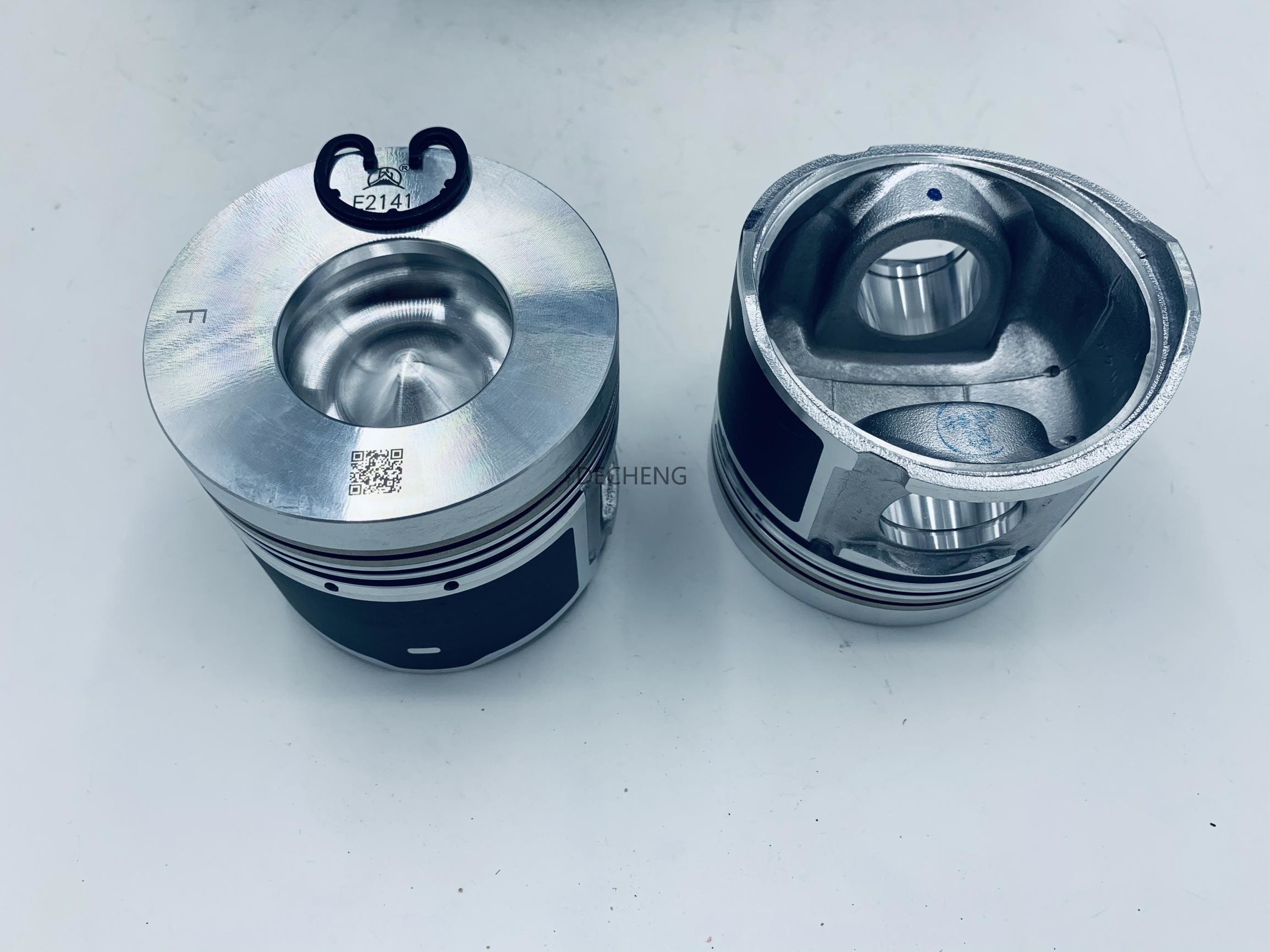 E2141 Komatsu Engine Parts 4D95 B3.3 PC78 94mm Piston