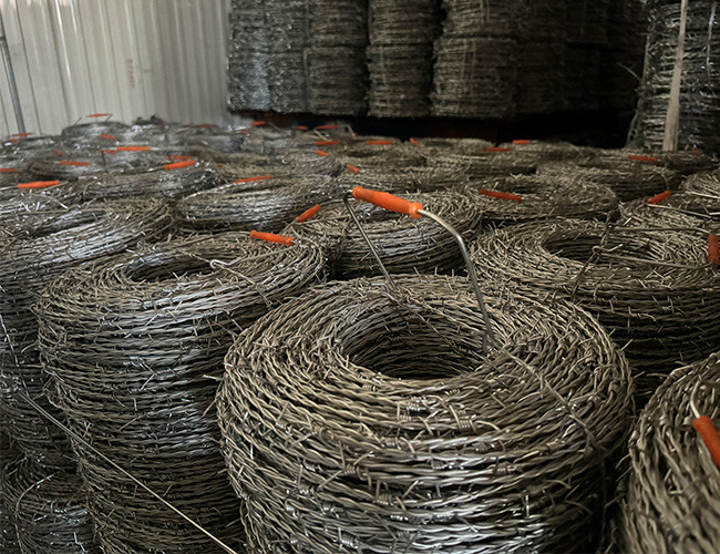 14gauge Double Twisted Hot Dipped Galvanized Steel Barbed Wire