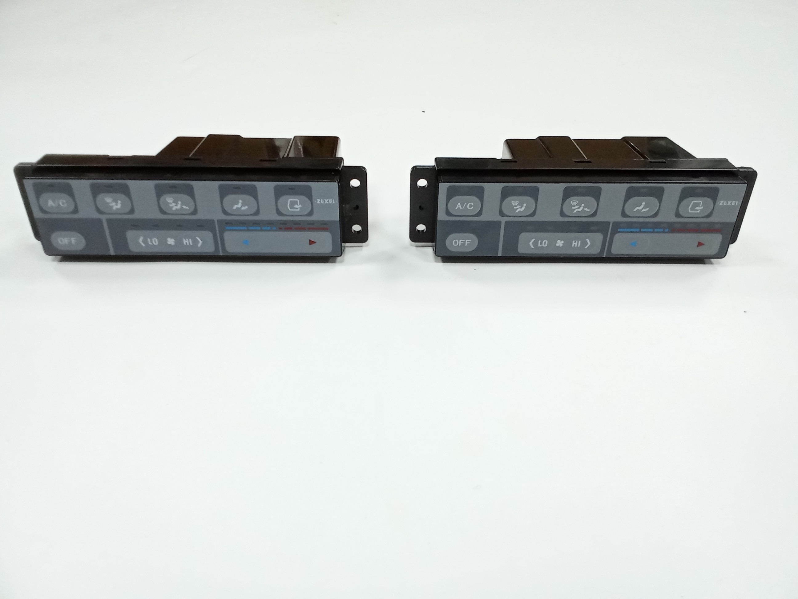 4361057 Hitachi ex200-5 excavator Air conditioning panel