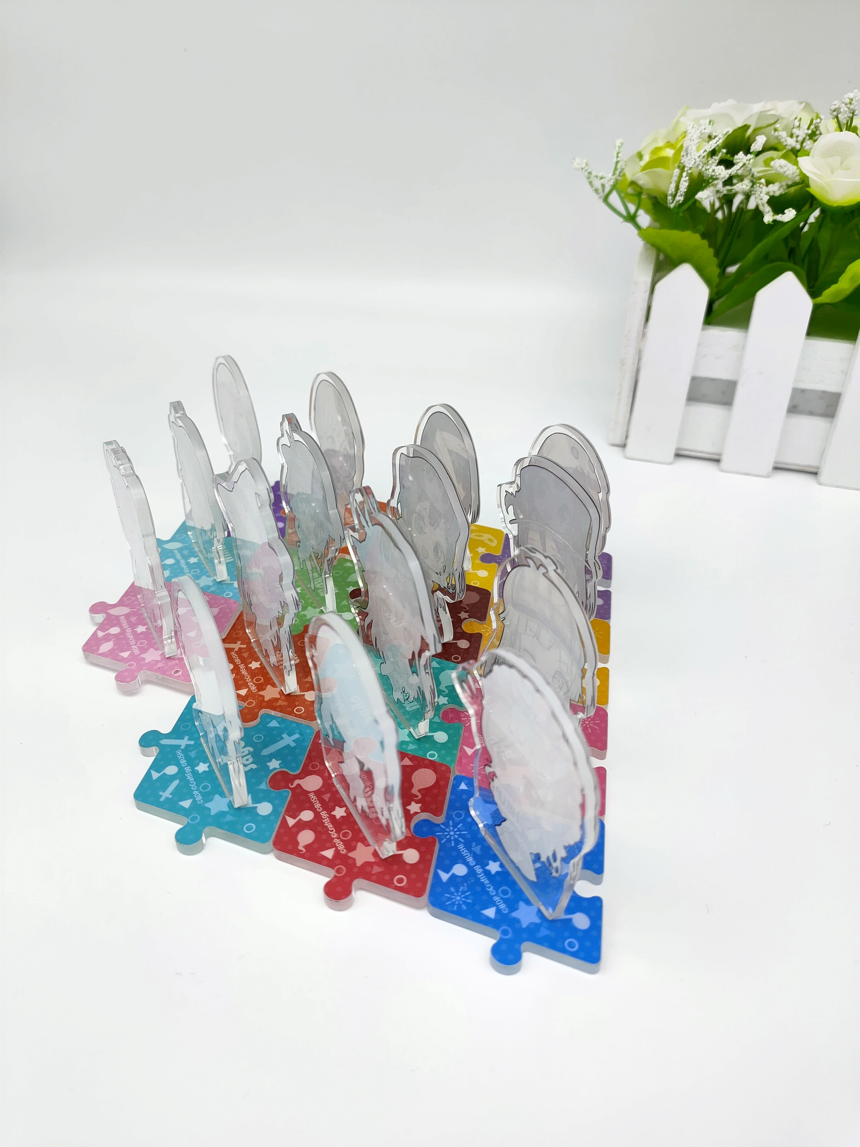 Clear Acrylic Stand Figures Desk Clock Offset Printing Cartoon Characters Style