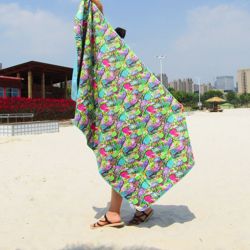 Customized Sublimation Digital Print Microfiber RPET Suede Beach Towel Sand Proof