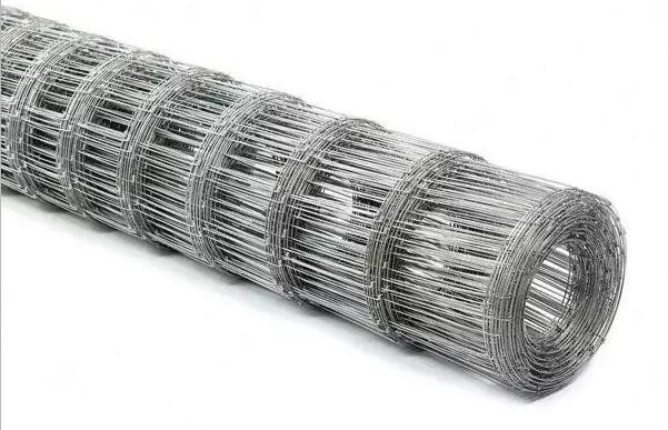 Waterproof 2mm Diameter Wire Cattle Metal Fence Panels With Sqaure Hole