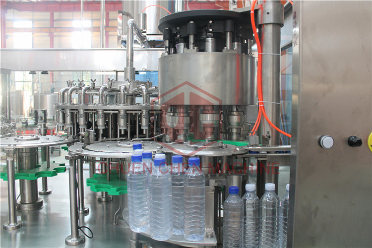 Industrial Plastic Bottle Filling Machine Volumetric Filling System 12000 BPH
