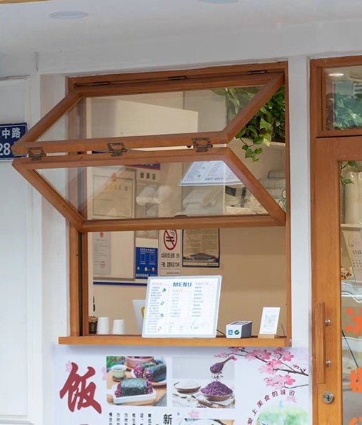 Art-Lighting Folding Window Configuration Providing Museum-Quality Natural Illumination for Display Niches