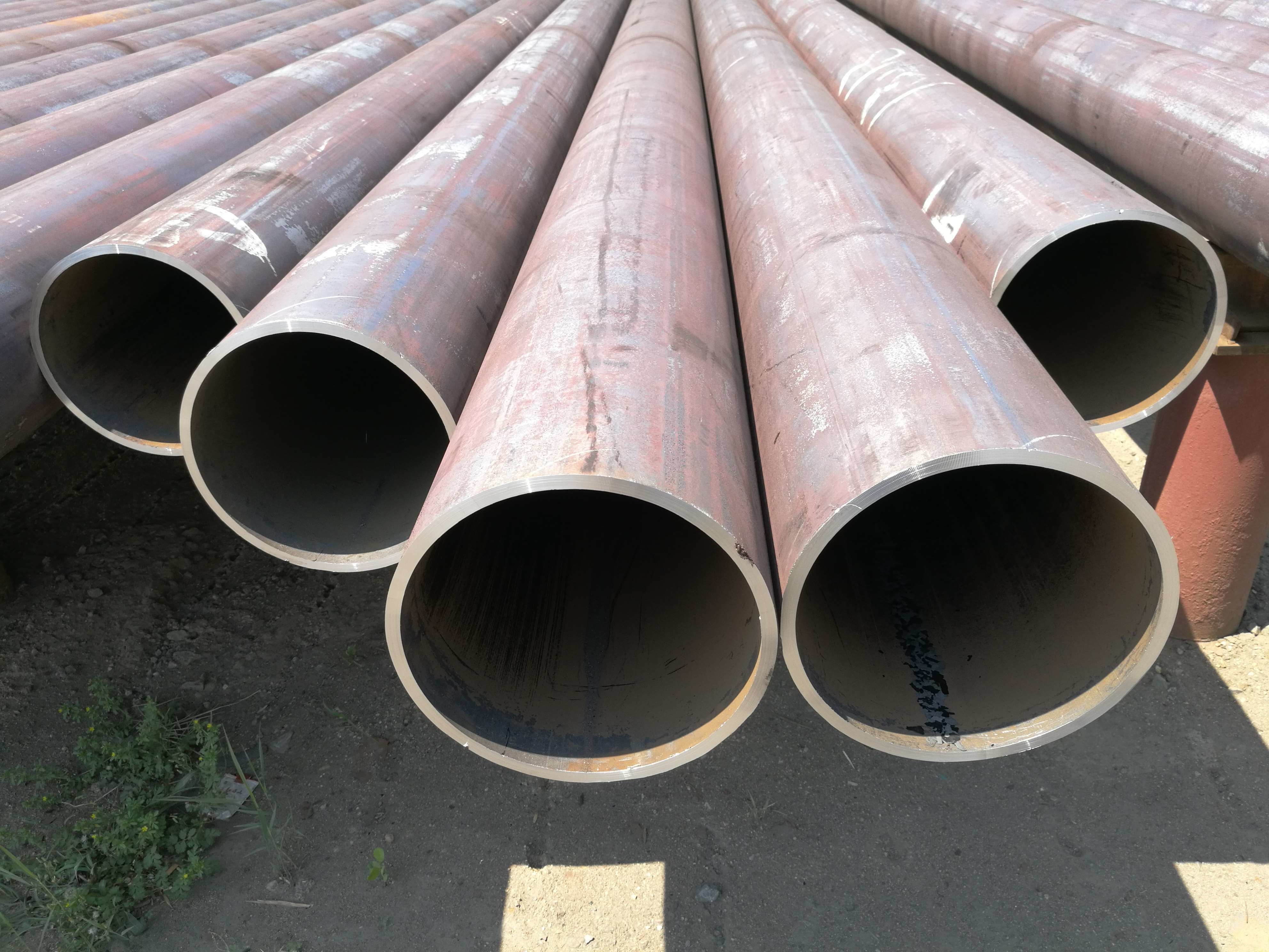 24 Inch GR.A GR.B DIN 30670 ASTM A53 ERW Black Steel Pipe
