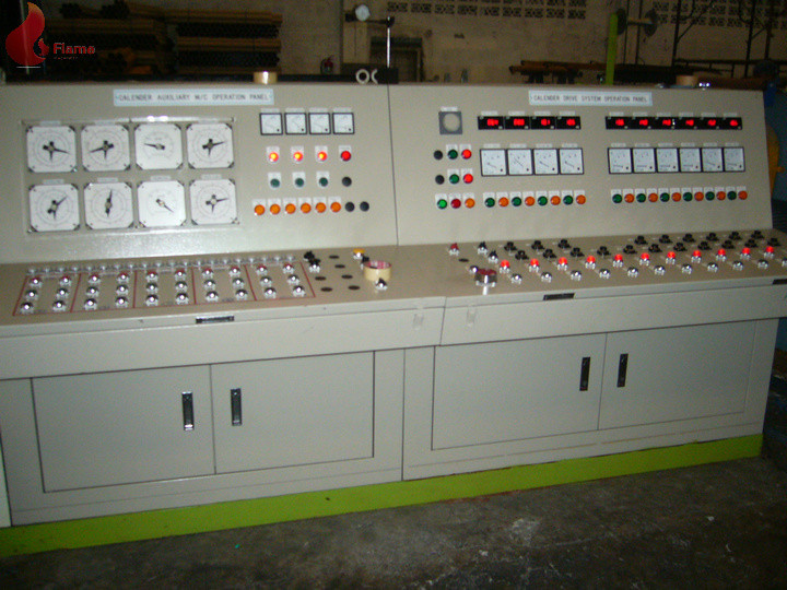 Transparent PVC Film 4 Roll Calender Machine With Double Throttle Line Thikness 0.06 - 0.8mm