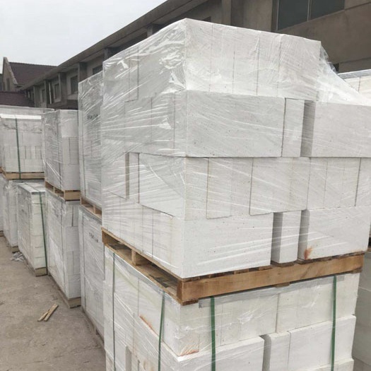 High Temperature Insulation Alumina Brick 50%-68% Al2O3 Content OEM for Incinerators