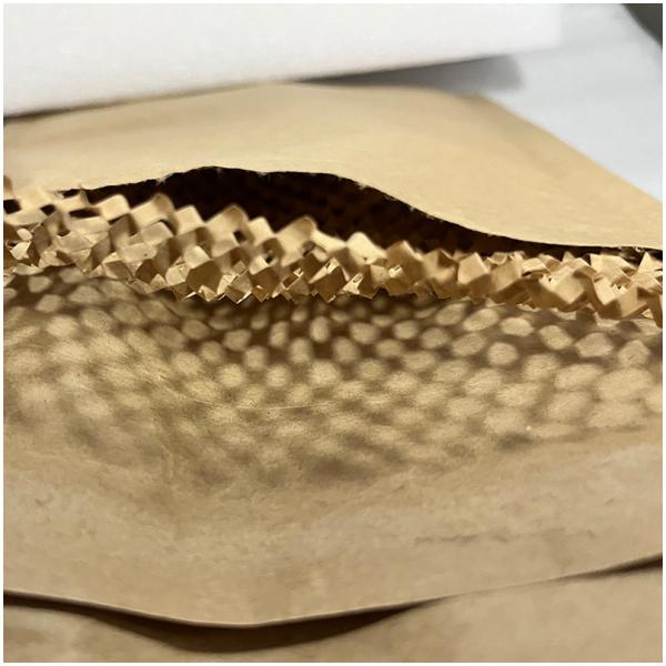 Slim Design Honeycomb Kraft Mailer Bag Ideal for Apparel, Literature and Beauty Brands