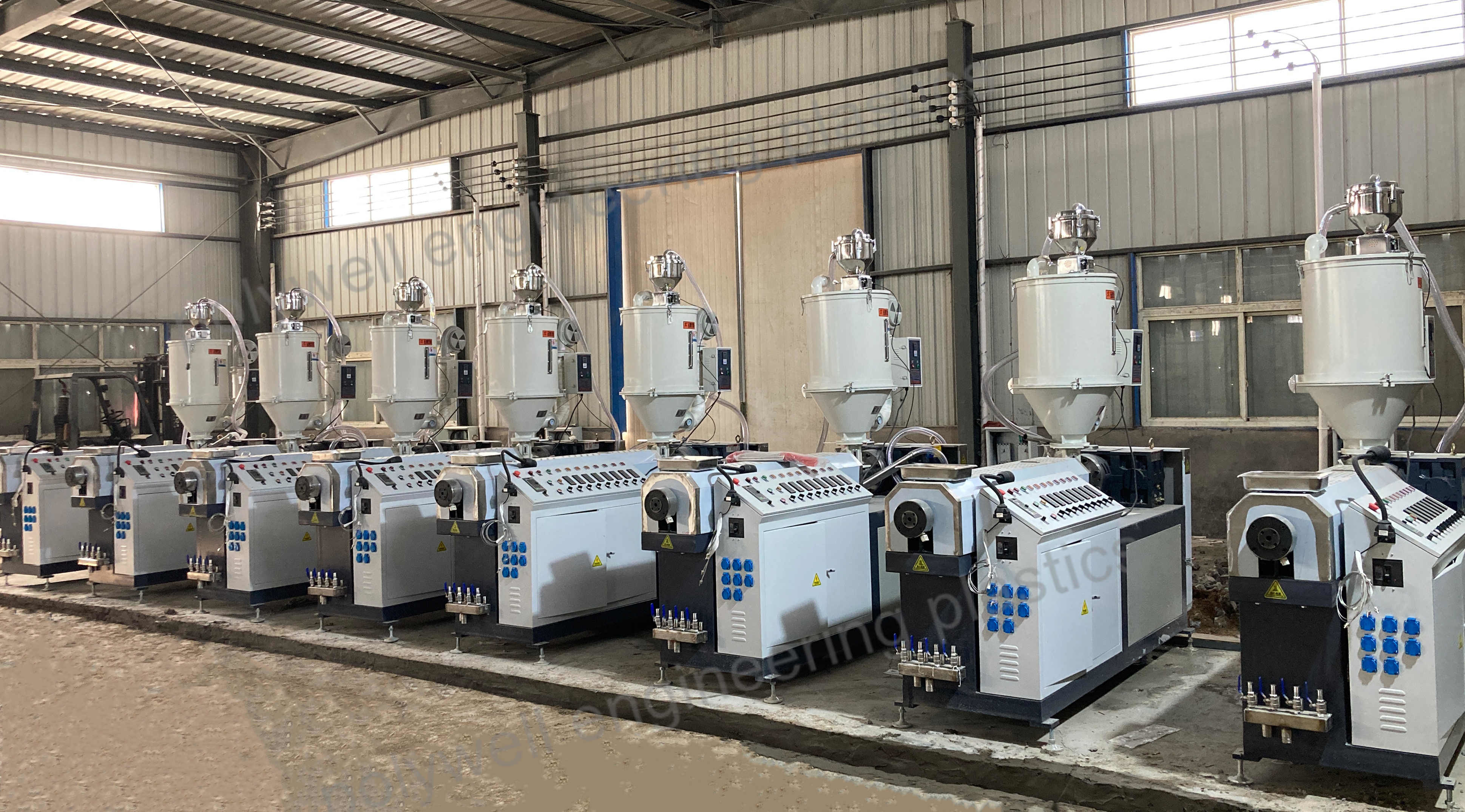 PA66 GF25 Plastic Extrusion Line Machine Granules Processing Thermal Break Strips 380V