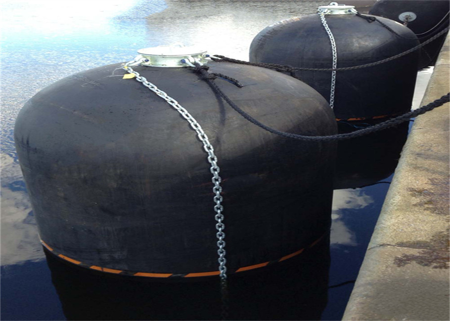 Pneumatic Submarine Rubber Fenders Maritime Dock Bumper Fenders