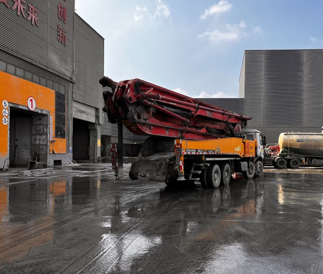 2013 Sy 56m Concrete Pump on Benz Truck Concrete Boom Pump