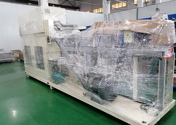 Fully Servo Roll Tube Film 25KW Sanitary Napkin Packing Machine