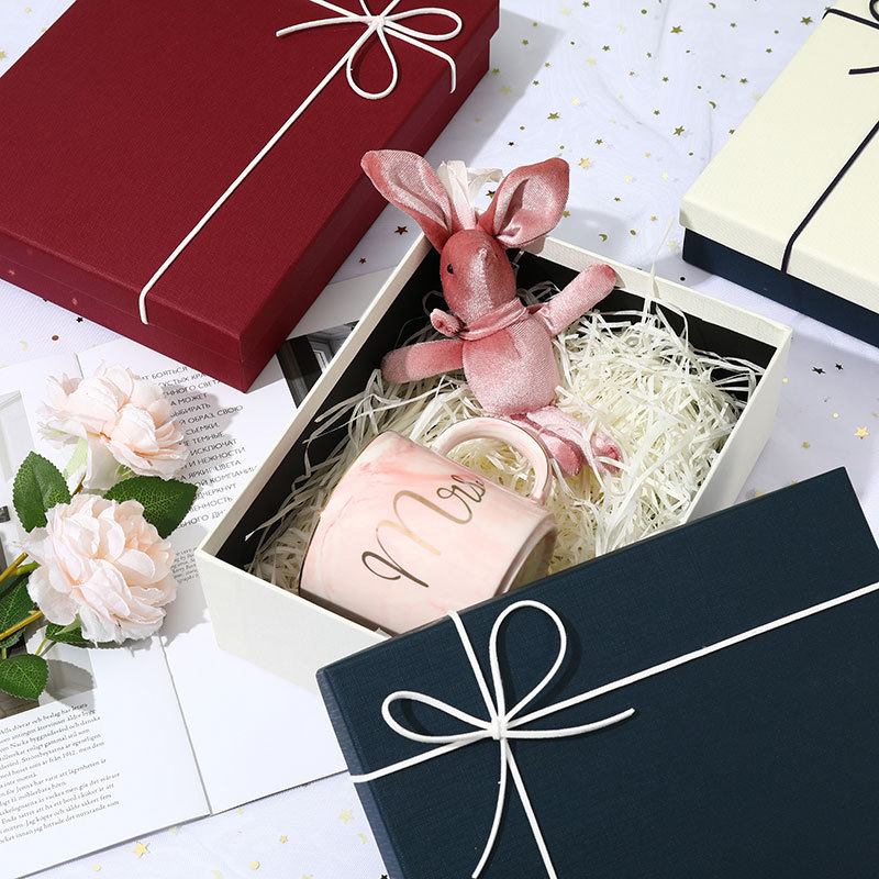 Custom Order Accepted Luxury Lid and Base Box for T Shirt Clothing Gift Packaging