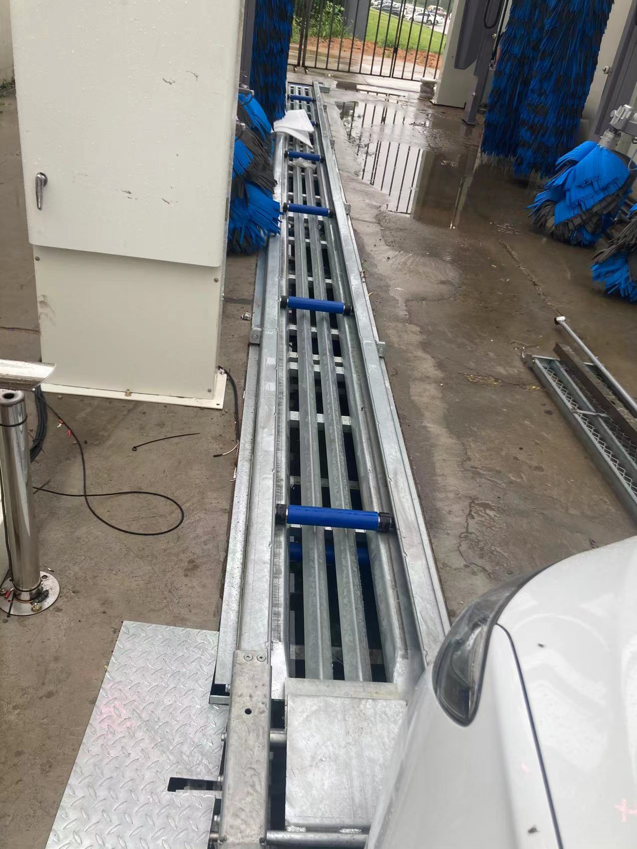 American Tunnel Car Wash Equipment for North/Latin/South America and Customizable Logo Accepted