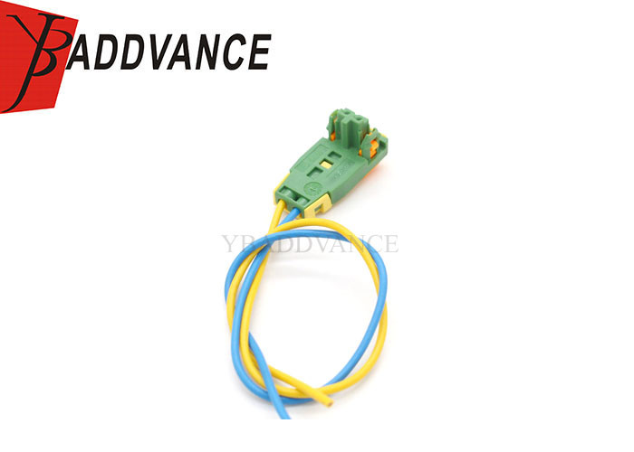 A0555450626 2 Pin Spring Watch Airbag Connector Housing For Benz