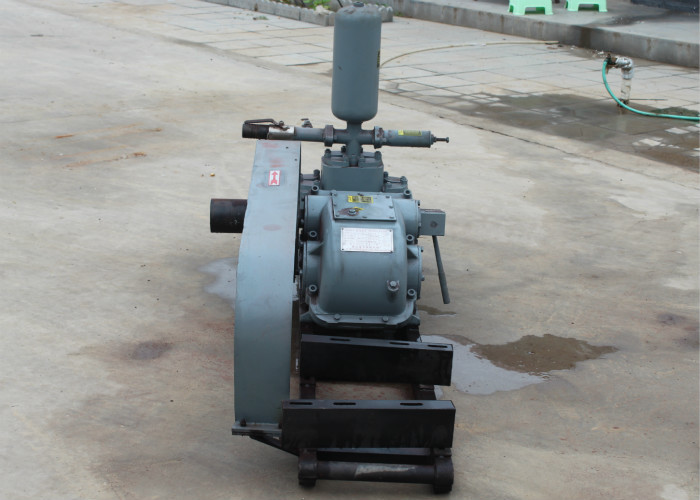Small Volume Portable Mud Pump , BW 200 Diesel Mud Pump For Water Well Drilling