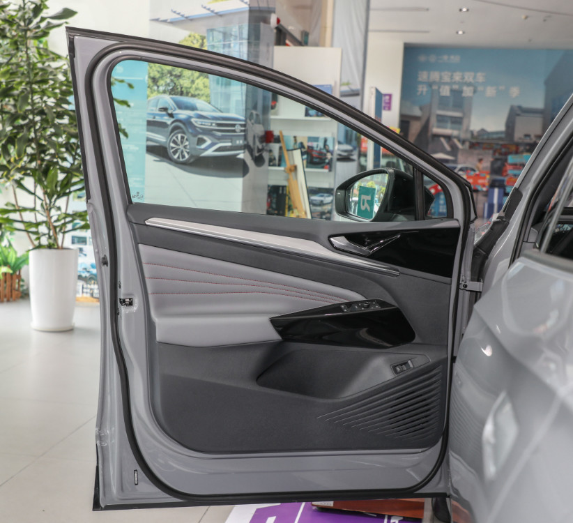 Electric ID.4 CROZZ High Performance 2 Motors PRIME Version 5 Door 5 seats SUV