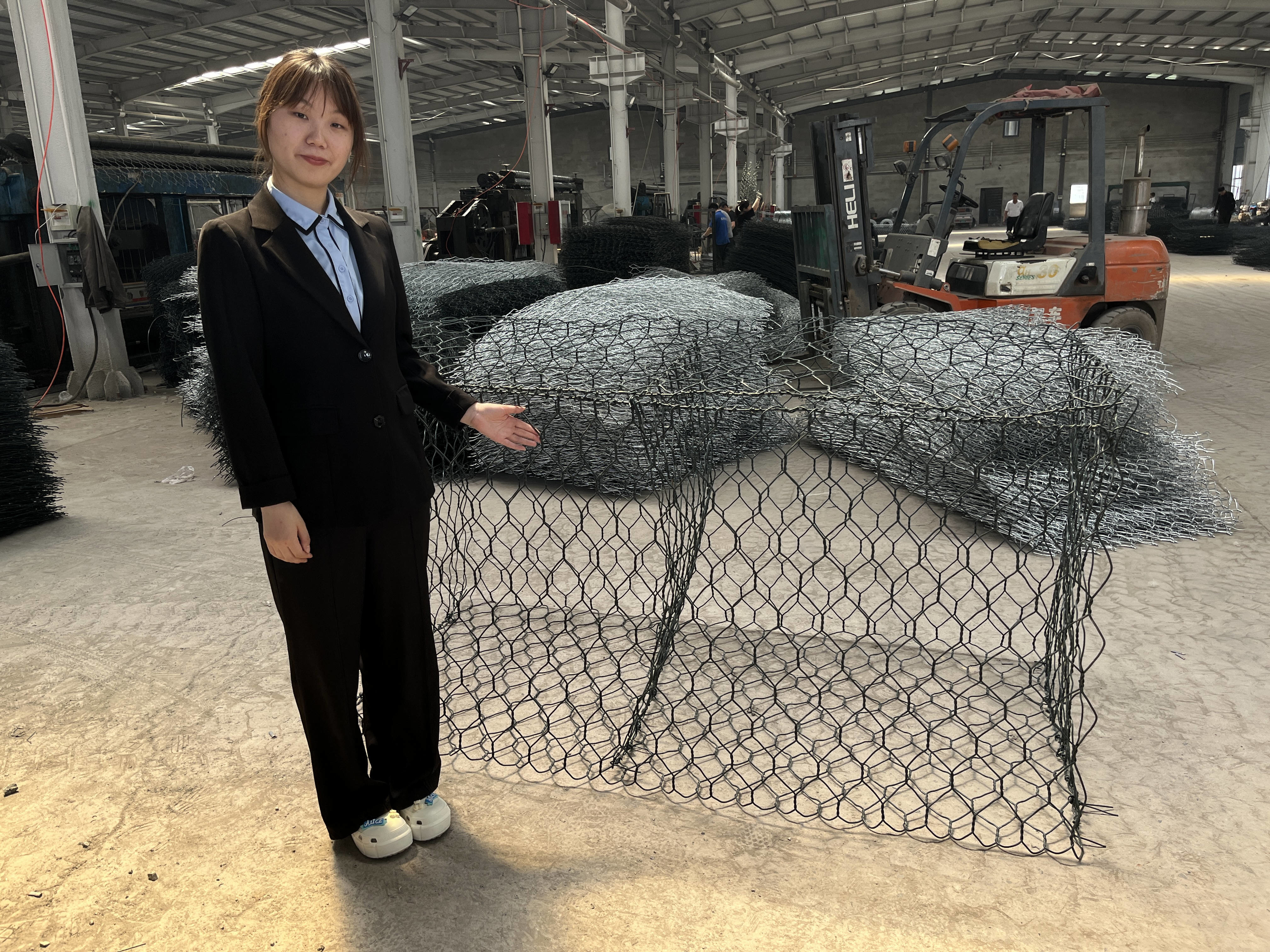 2.7mm Galvanized Gabion Basket Stone Box Customized Size