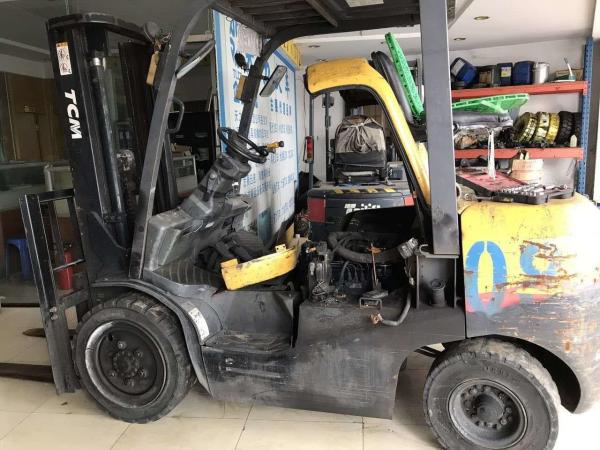 hot sale electric used komatsu fd30 forklift/japan forklift for sale/manul