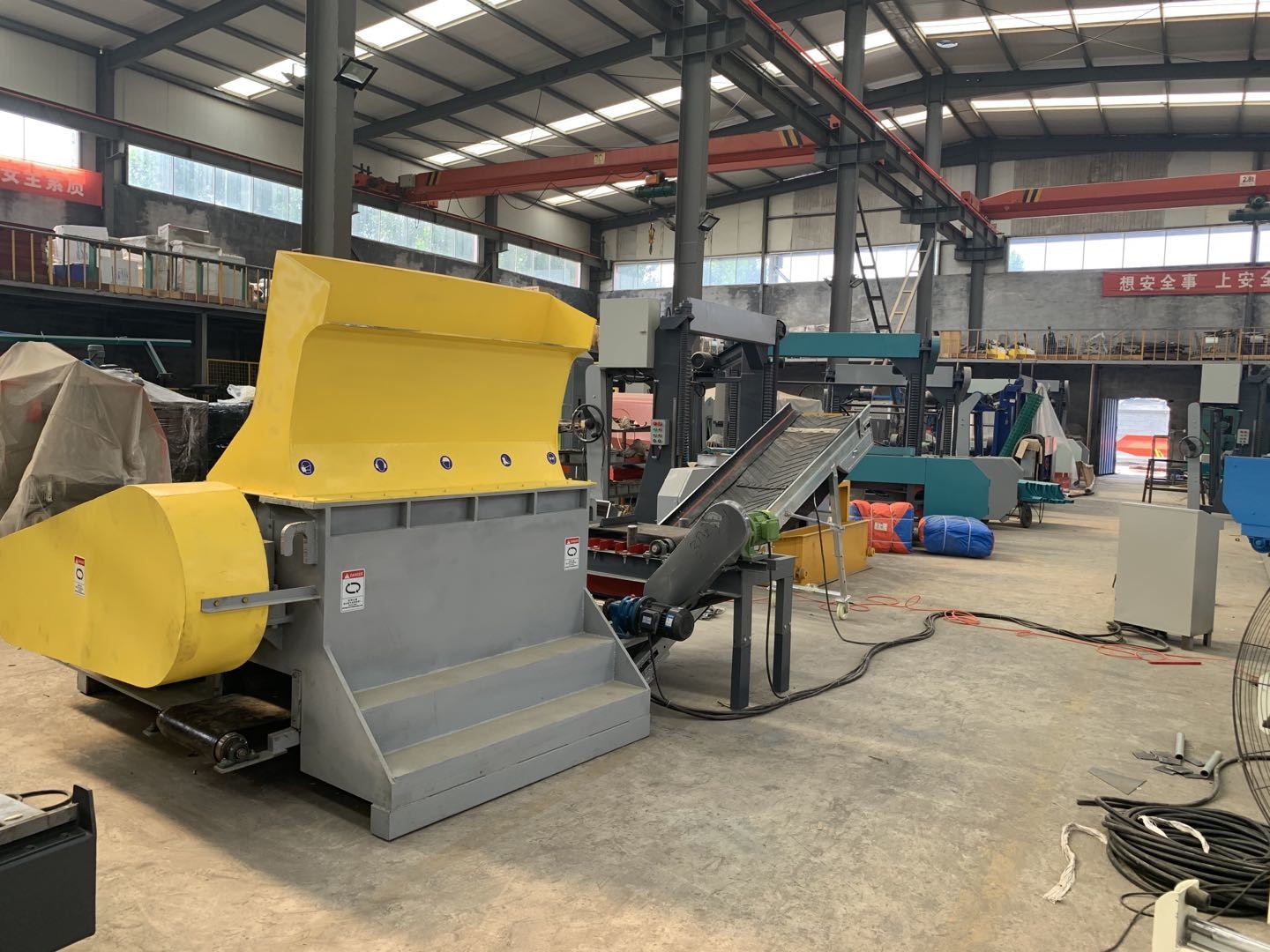 Diesel Mobile Wood Chipping Machine pto Wood Chipper,Drum Wood Chipper Malaysia Wood Crusher Machine