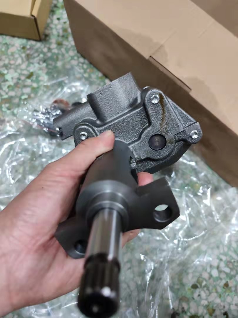 4bg1 4bd1 Isuzu Excavator Engine Parts Oil Pump Assembly 8970653840 8-97065384-0