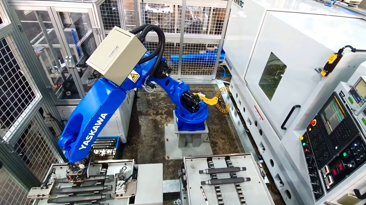 Used Yaskawa MH24 Articulated Robot Arm Fully Automatic Laser Welding Robot