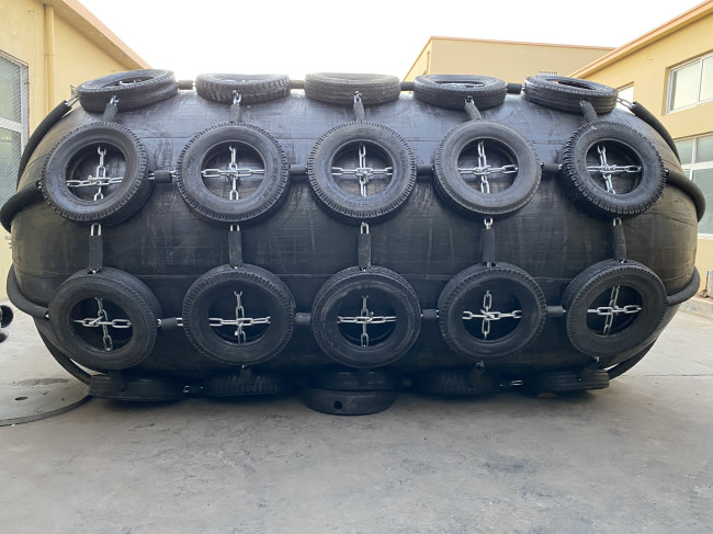 Marine Part Boat Pneumatic Yokohama Rubber Fender Initial Pressure 50kpa