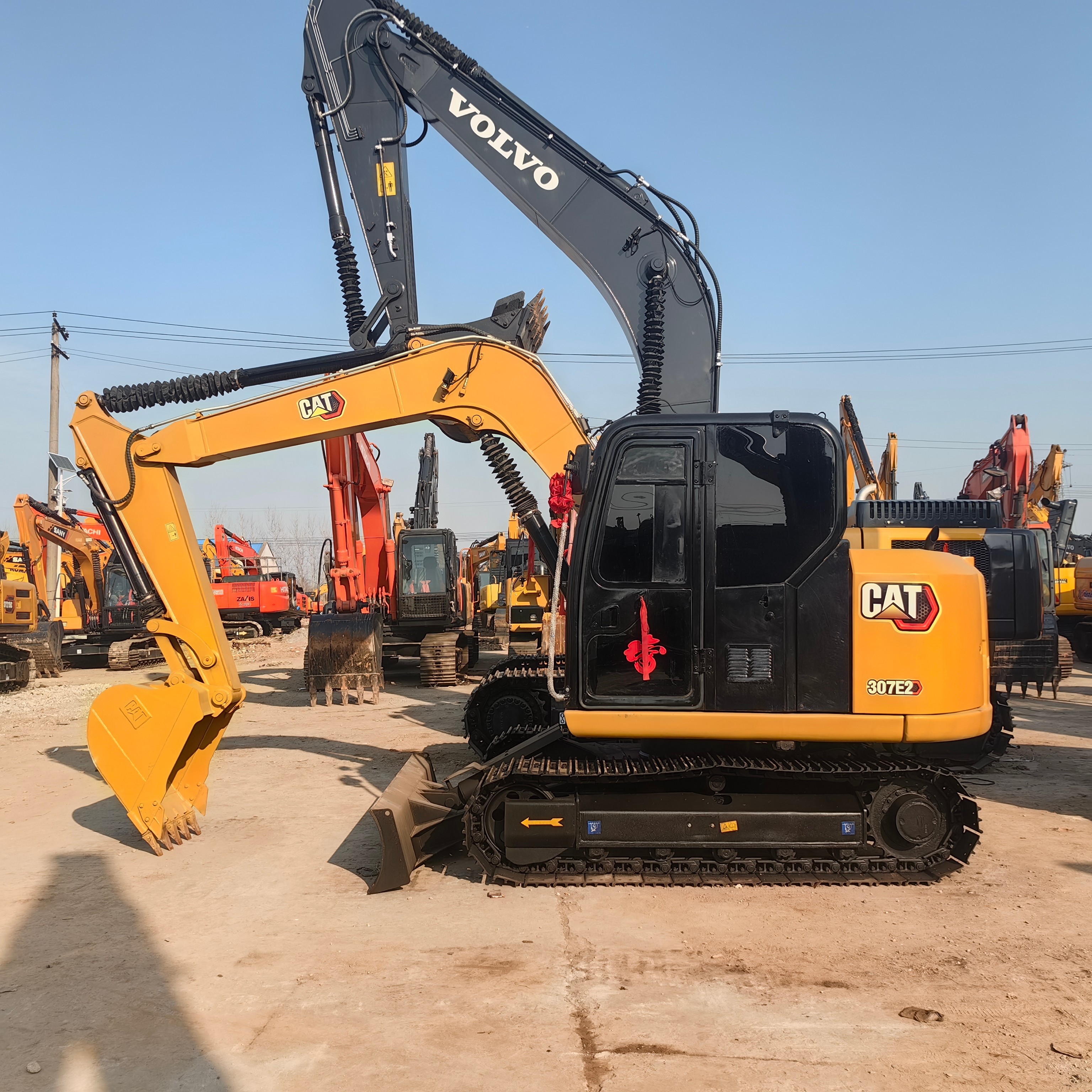 7Ton Mini Used Cat 307E Small Excavators Equipment Machinery With Blade Backhoe