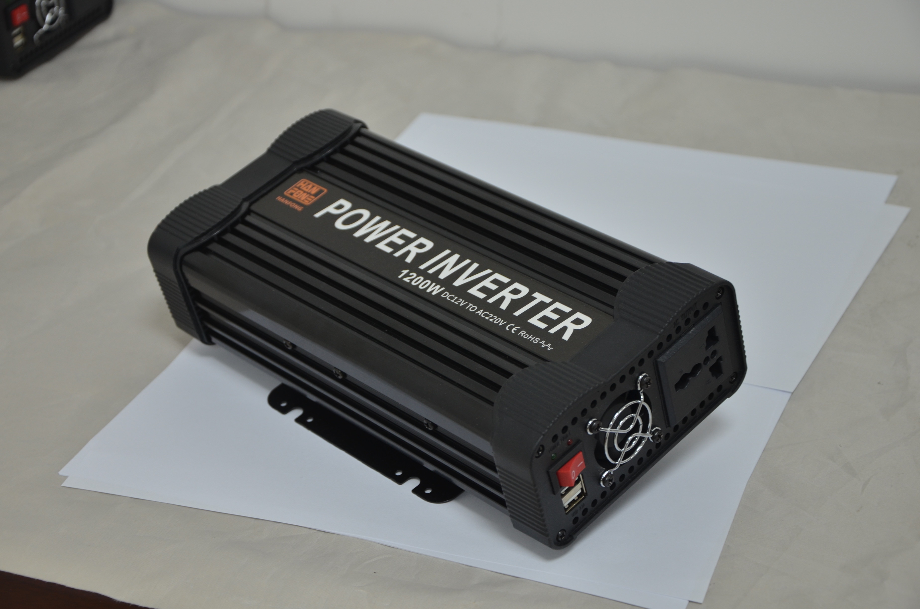 12V 24V Dc to 110V 220V Ac Power Inverters XA1200w Modified Sine Wave Solar Manufacturer OEM for home solar power system