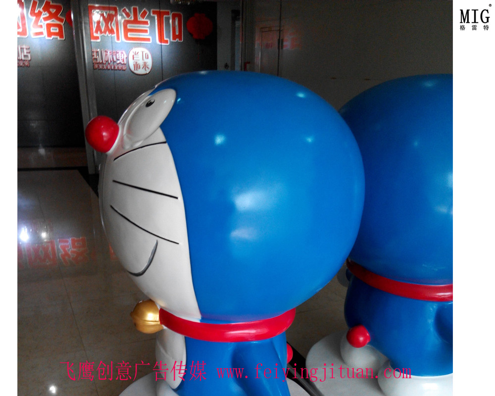 corperation enterprise mascots brand image statue in props and oddities door gate exhibition decoration