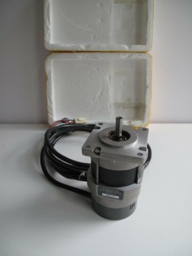 XVM-606-TBNS-0000 new original,230VAC, 60mm Frame, Metric Mounting, 5.6 b-in Cont. Stall Torque, 5000 RPM Max Speed.