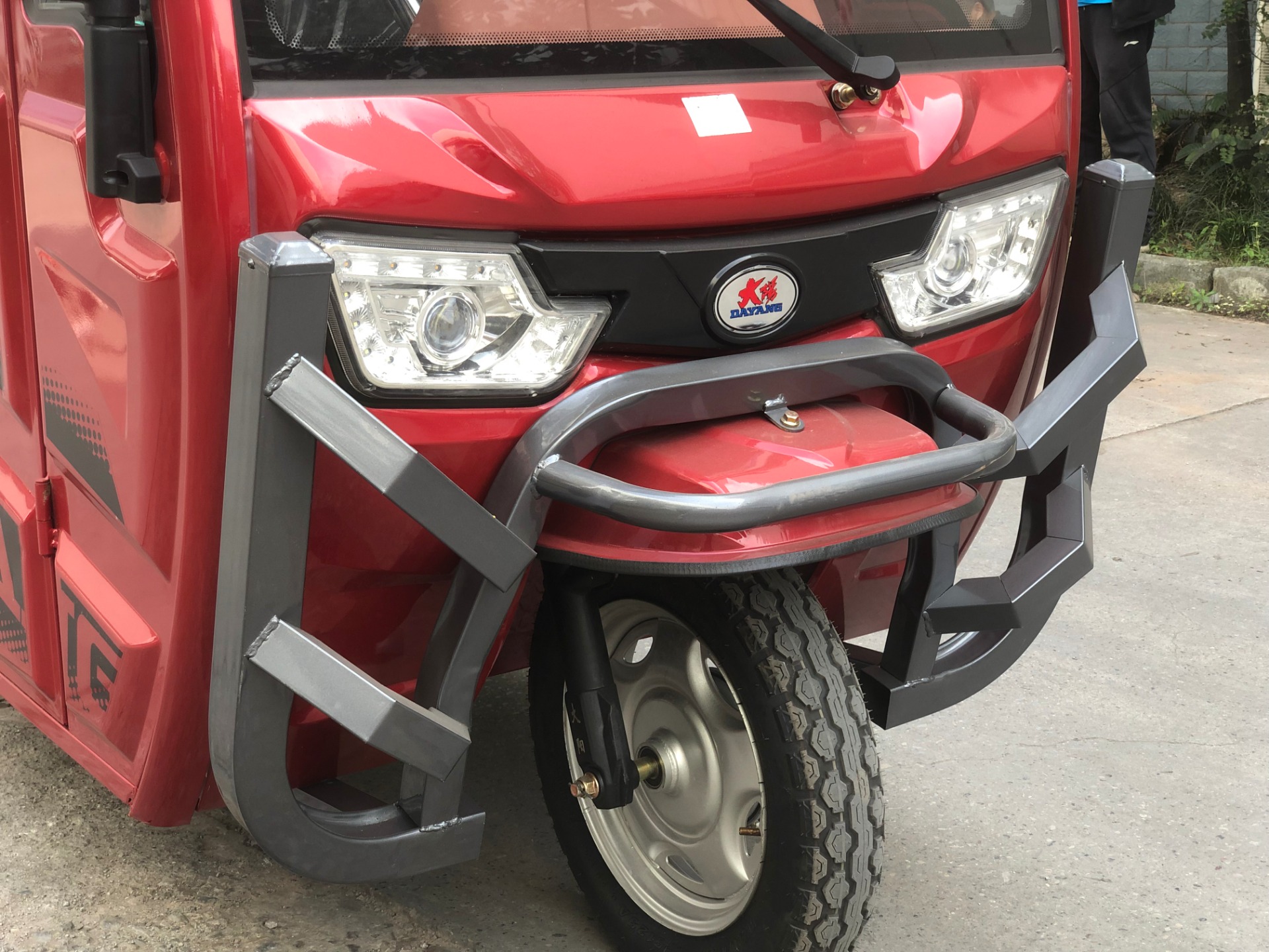 DAYANG Electric Scooter Cargo Tricycle Motor 1500W Fully Closed Model with 250cc Power